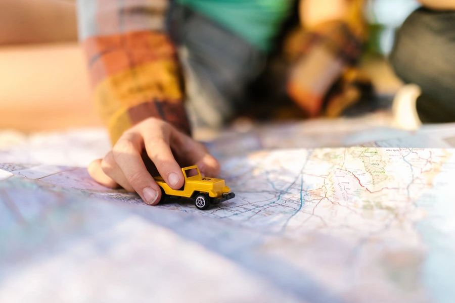 Planiranje rute putovanja na mapi